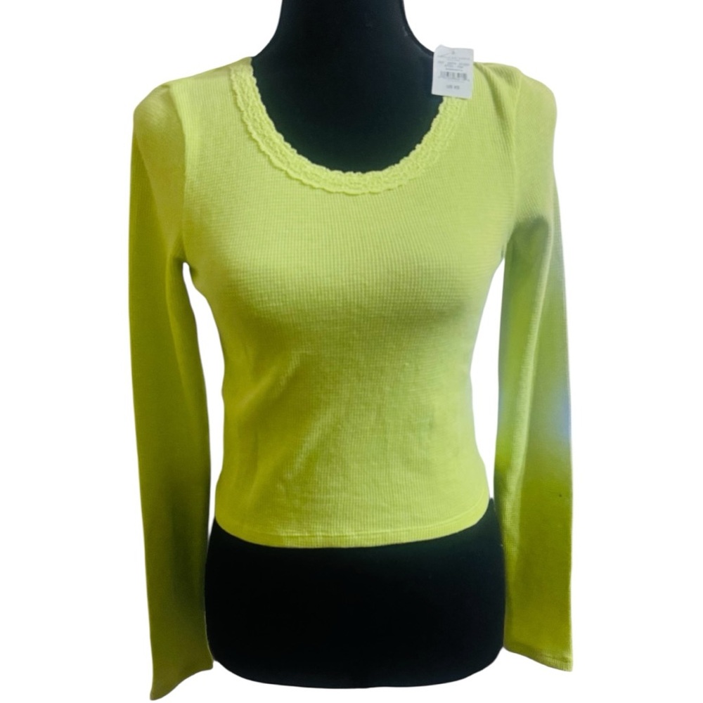 American Eagle Long Sleeve Top